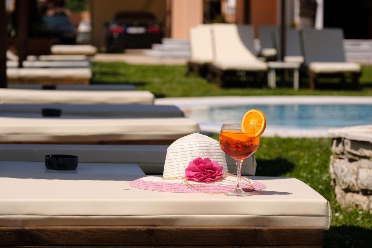 Lagoon Hotel & Apartments Сидарион Экстерьер фото