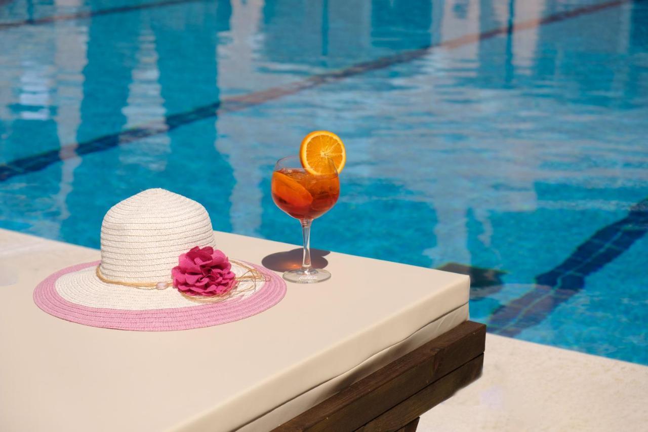 Lagoon Hotel & Apartments Сидарион Экстерьер фото